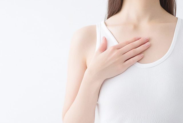 女性