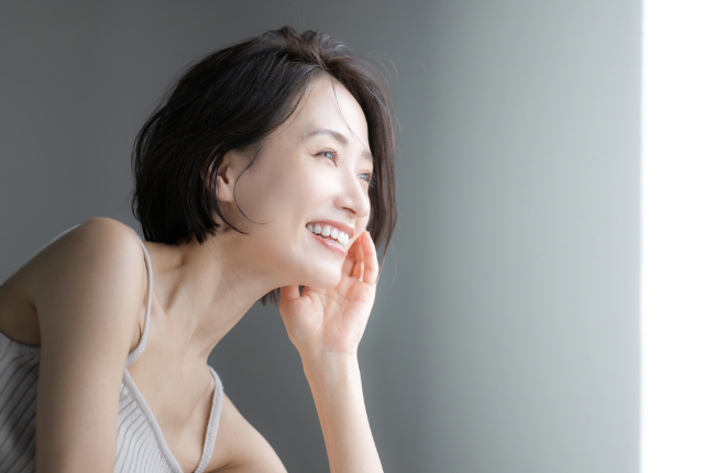 微笑む女性